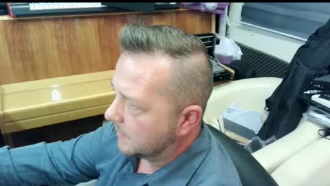 Snapshot of sexysteve80 chatting on September 29, 9:19 pm sexysteve80 online show from September 29, 9:19 pm