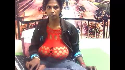 sexyva4u2luv online show from February 12, 6:51 am