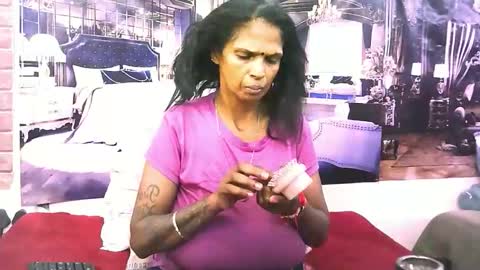 sexyva4u2luv online show from November 19, 10:48 am