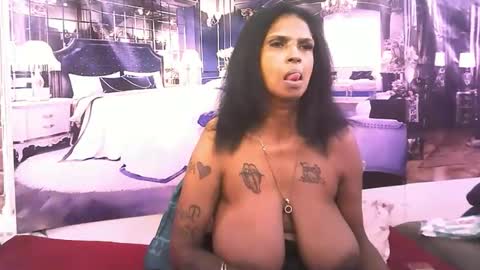 sexyva4u2luv online show from December 2, 11:11 pm