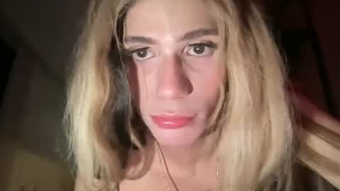 Snapshot of sexyvalerynsx chatting on June 28, 10:49 pm Valsexxx91 online show from June 28, 10:49 pm