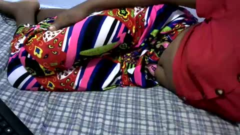 Snapshot of sexyvishy254 chatting on December 6, 8:05 am sexyvishy254 online show from December 6, 8:05 am