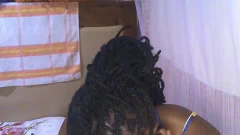 Snapshot of sexyvishy254 chatting on October 21, 11:33 am sexyvishy254 online show from October 21, 11:33 am