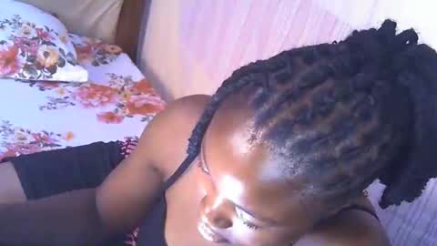 Snapshot of sexyvishy254 chatting on January 6, 1:26 pm sexyvishy254 online show from January 6, 1:26 pm