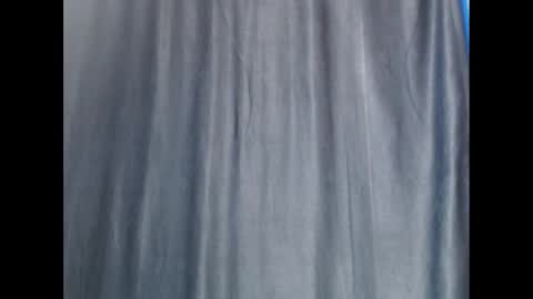 Snapshot of sexyxbunnyxx chatting on December 3, 7:10 am Blue online show from December 3, 7:10 am