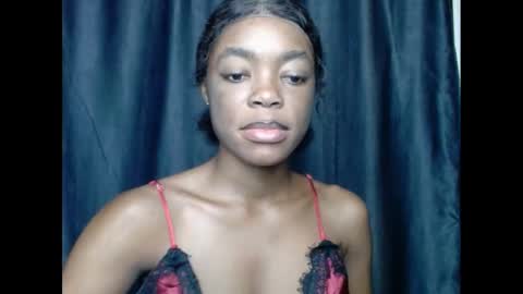 Snapshot of sexyxbunnyxx chatting on December 13, 7:04 am Blue online show from December 13, 7:04 am