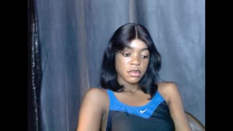 Snapshot of sexyxbunnyxx chatting on February 26, 1:19 pm Blue online show from February 26, 1:19 pm