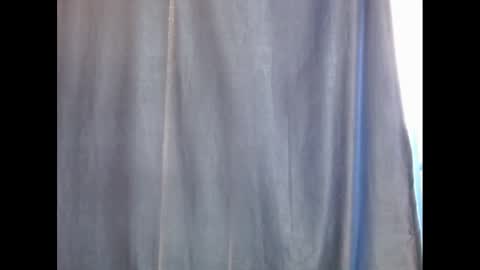 Snapshot of sexyxbunnyxx chatting on February 27, 12:13 pm Blue online show from February 27, 12:13 pm