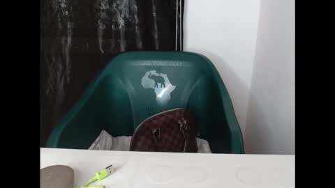 Blue online show from November 4, 8:13 am