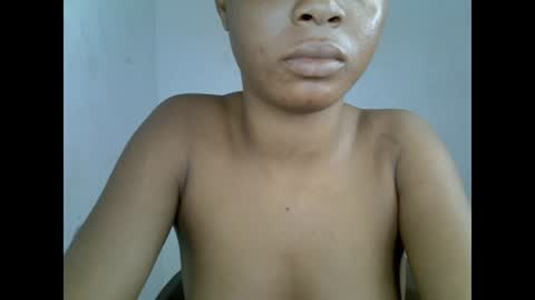 Snapshot of sexyxpeach chatting on July 23, 1:58 am sexyxpeach online show from July 23, 1:58 am