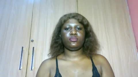 Snapshot of sexyxxebony chatting on July 2, 9:43 pm SexyxxEbony online show from July 2, 9:43 pm