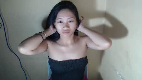 sexyymiya online show from April 26, 7:11 pm
