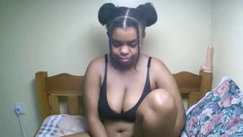 sexyyred_ online show from March 7, 3:36 am