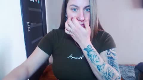 Snapshot of sexyyuliia777 chatting on February 9, 11:25 am Yuliia online show from February 9, 11:25 am