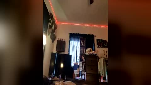 Snapshot of sexyyy_latina chatting on July 1, 12:29 pm Sexyyy latina online show from July 1, 12:29 pm
