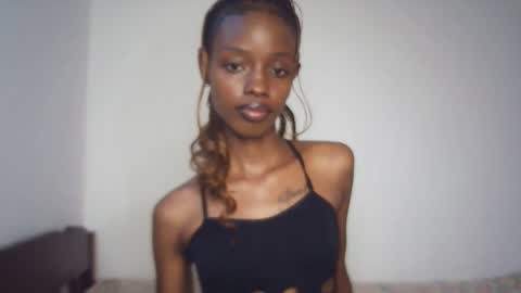 sexyzuriel online show from February 11, 4:50 am