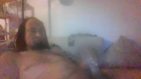 Snapshot of sh00tsandscores chatting on June 16, 8:28 am sh00tsandscores online show from June 16, 8:28 am