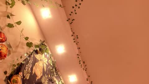 shadow_raffi online show from December 14, 4:34 pm