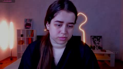 Snapshot of shadowfray chatting on November 14, 1:26 am shadowfray online show from November 14, 1:26 am