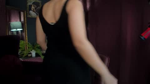 Lily  online show from October 13, 8:53 pm