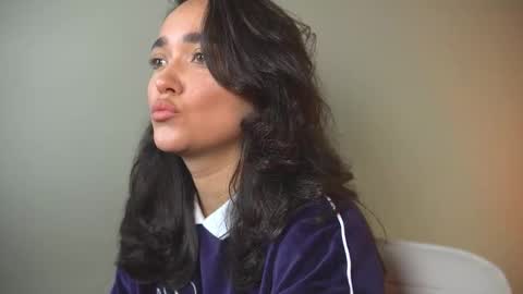 Lily  online show from December 17, 10:21 am