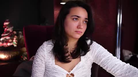 Lily  online show from January 9, 10:40 am