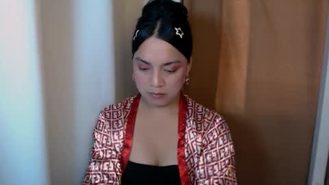 shadowseductress online show from March 25, 1:00 am