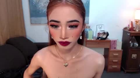 shaina online show from January 9, 1:52 am