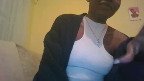 Bee online show from April 21, 6:23 pm