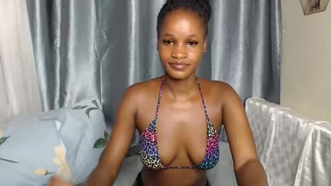 shaky xxx online show from October 14, 3:24 pm