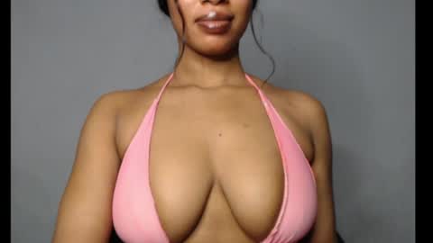Snapshot of shallie_x chatting on May 30, 5:48 am ESTHER online show from May 30, 5:48 am