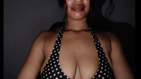 Snapshot of shallie_x chatting on May 31, 6:09 pm ESTHER online show from May 31, 6:09 pm