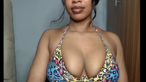 Snapshot of shallie_x chatting on July 24, 10:35 am ESTHER online show from July 24, 10:35 am