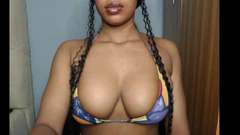 Snapshot of shallie_x chatting on July 26, 10:22 am ESTHER online show from July 26, 10:22 am