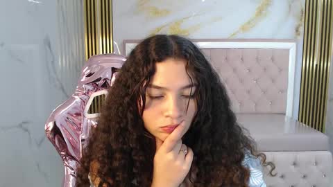Shalon  online show from December 11, 4:20 pm
