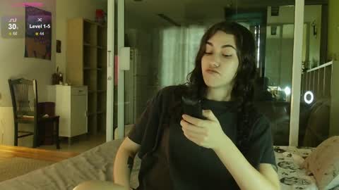 Sade online show from April 4, 1:26 am
