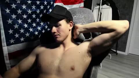 Snapshot of shameless_di chatting on January 17, 8:01 pm shameless di online show from January 17, 8:01 pm