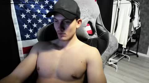 Snapshot of shameless_di chatting on February 1, 6:39 pm shameless di online show from February 1, 6:39 pm