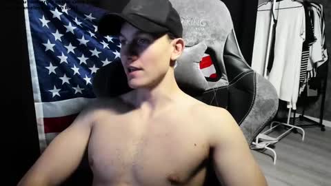 Snapshot of shameless_di chatting on February 5, 5:17 pm shameless di online show from February 5, 5:17 pm