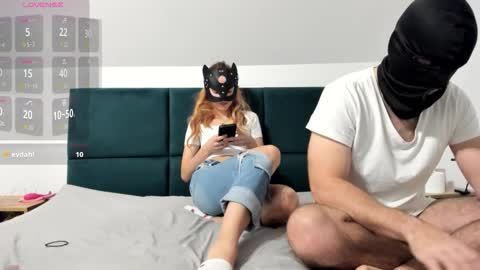 shamelesscouple2 online show from January 8, 7:05 pm