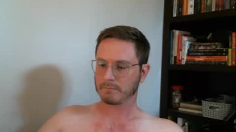Snapshot of shamelesswetdream chatting on December 1, 9:15 pm shamelesswetdream online show from December 1, 9:15 pm