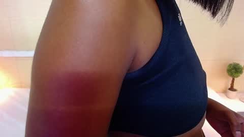 Catalina online show from December 2, 3:47 pm