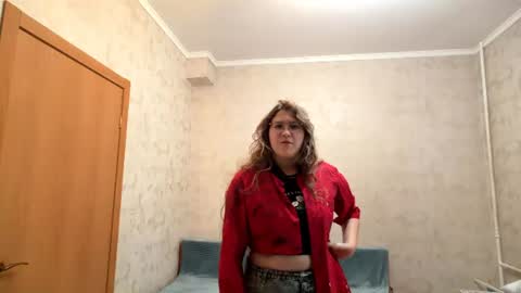 Snapshot of shanaeniebergall chatting on July 3, 12:22 pm Sofia online show from July 3, 12:22 pm