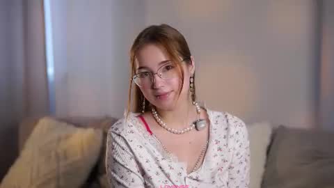 Snapshot of shandrahoner chatting on June 25, 12:09 pm Liza online show from June 25, 12:09 pm