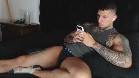 Shane online show from December 6, 8:51 pm