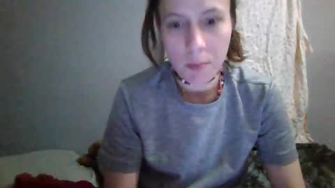 Snapshot of shanelle9270 chatting on February 24, 7:00 am shanelle9270 online show from February 24, 7:00 am