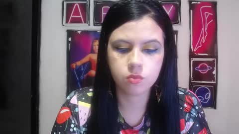 Snapshot of shanellmoore chatting on December 6, 7:12 pm Shanell Moore online show from December 6, 7:12 pm