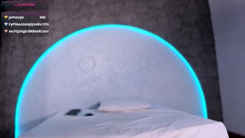 Shanel online show from March 8, 2:04 am