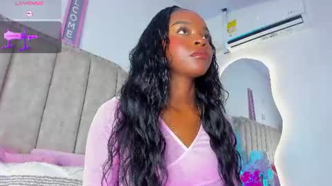 Shanel online show from June 29, 1:44 pm