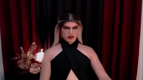 Snapshot of shanex01 chatting on October 25, 8:22 am Shane X online show from October 25, 8:22 am